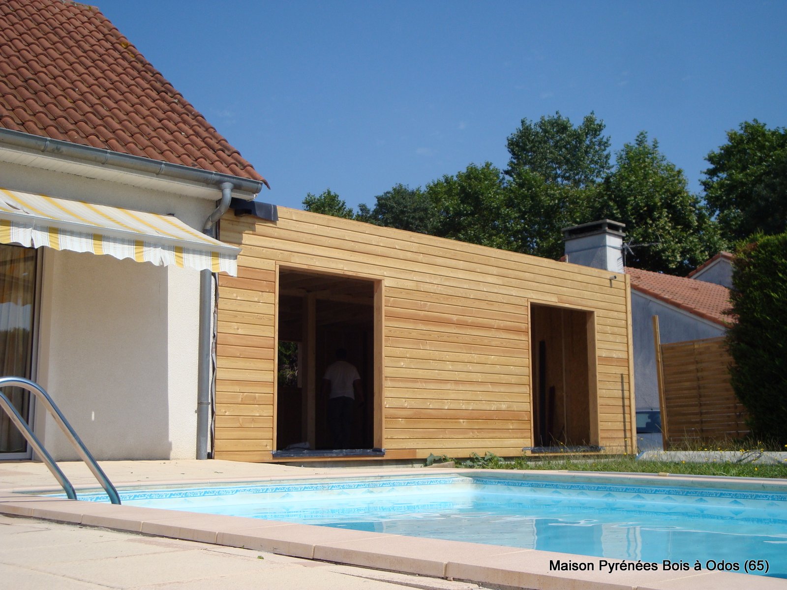 Extension bois à Odos, près de Tarbes (Hautes Pyrénées, 65)