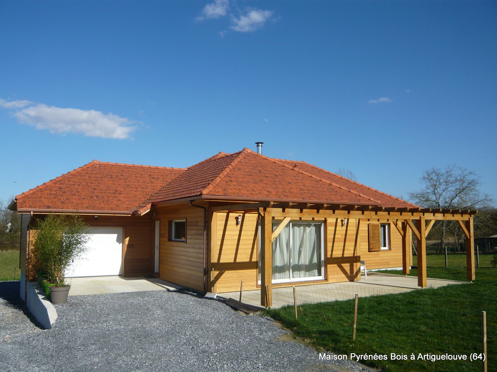 Maison Pyrénées Bois à Artiguelouve, près de Pau (Pyrénées Atlantiques, 64)