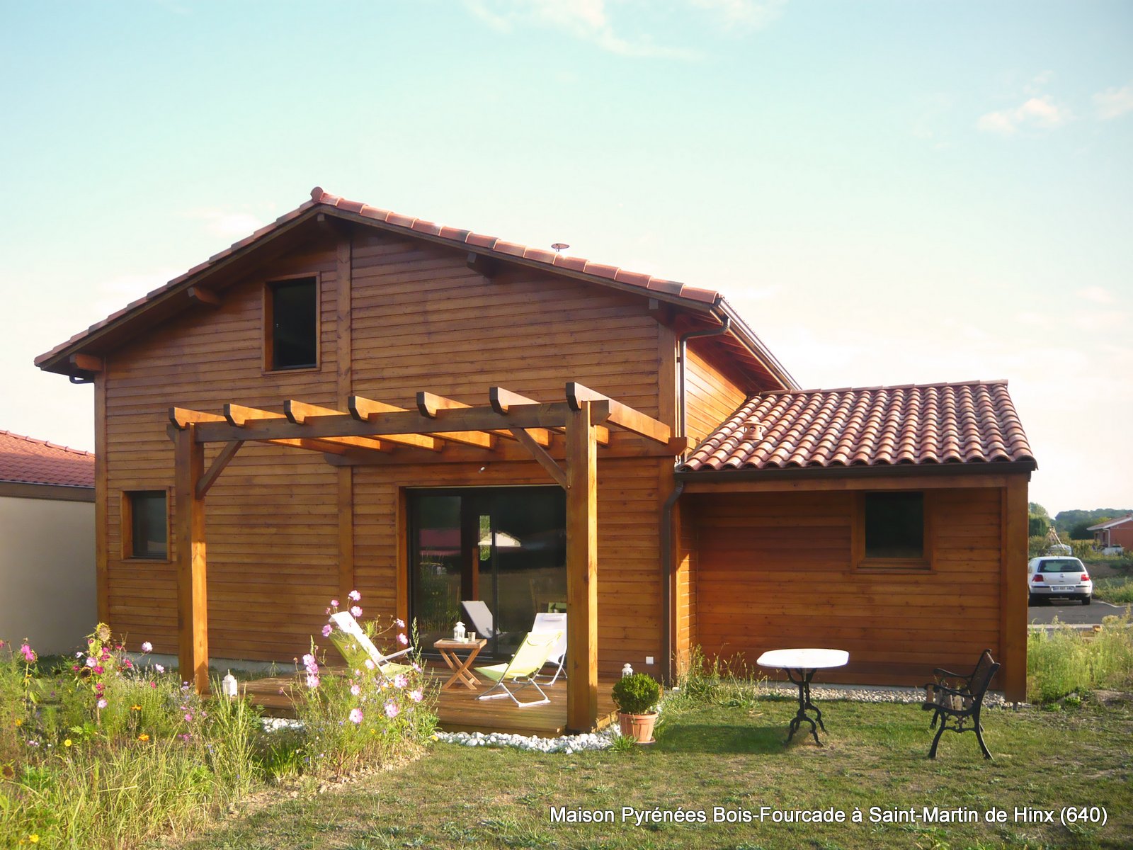 Maison en bois à Saint Martin de Hinx (Landes, 40)