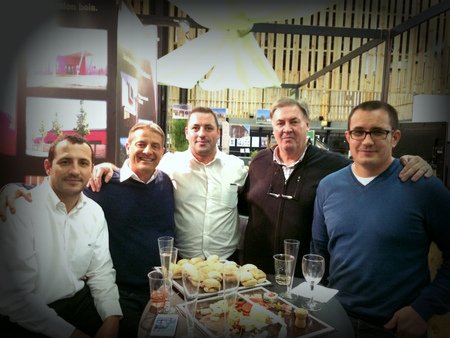 Equipe PYRENEES BOIS au salon Vivons Bois - Conforexpo à Bordeaux